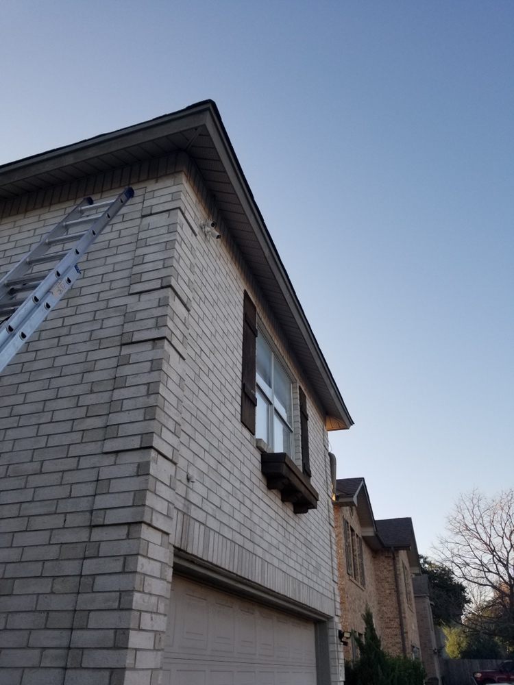 Slide of Wolfpack Roofing