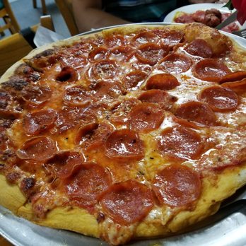 Chimento's Spaghetti House - Pepperoni pizza - Italian Near Me - Saint Cloud, Florida Chimento's Spaghetti House - Pepperoni pizza - Italian Near Me - Saint Cloud, Florida