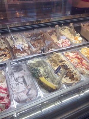 Alandas Gelato by null