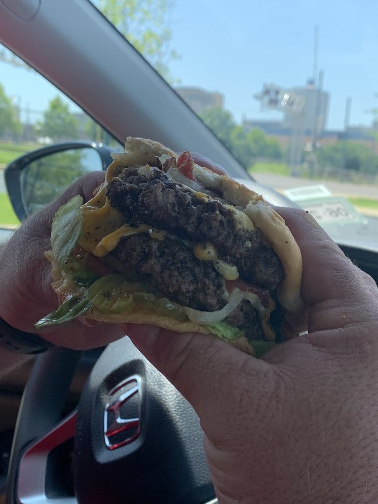 ROXIE’S GROCERY Updated August 2024 219 Photos & 121 Reviews 520