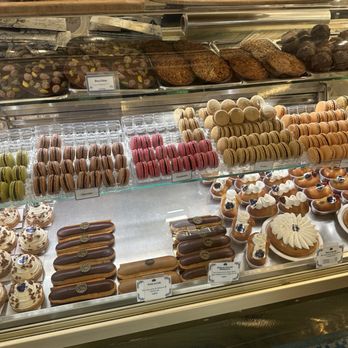 Stohrer - Candy Stores Near Me - Paris, 75 Stohrer - Candy Stores Near Me - Paris, 75