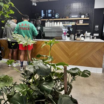 Common Room Roasters - Coffee Roasteries Near Me - Long Beach, California