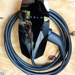 Aratech Services - Tesla Wall Connector J1772 EV Charger