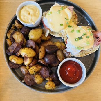 Sanderlings - Classic Eggs Benedict and a TON of potatoes. - Seafood Near Me - Aptos, California Sanderlings - Classic Eggs Benedict and a TON of potatoes. - Seafood Near Me - Aptos, California