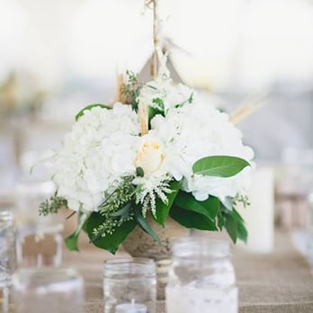 Floral Wonders - Centerpieces
Photo Credit: Cassandra Eldridge Photography - Florists Near Me - Geneva, Illinois Floral Wonders - Centerpieces
Photo Credit: Cassandra Eldridge Photography - Florists Near Me - Geneva, Illinois