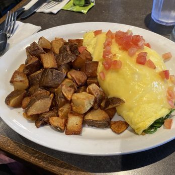 Hob-Nob Restaurant & Lounge - Veggie omelette and home fries - Breakfast & Brunch Near Me - Tacoma, Washington Hob-Nob Restaurant & Lounge - Veggie omelette and home fries - Breakfast & Brunch Near Me - Tacoma, Washington
