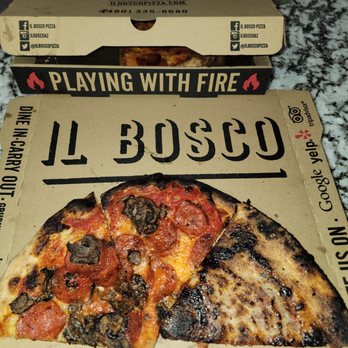 IL Bosco Pizza - Burnt Pizza - Pizza Near Me - Phoenix, Arizona