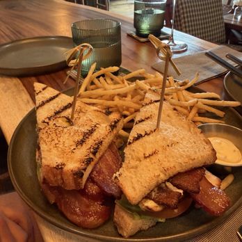 Pewa - Grilled chicken club sandwich - Coffee & Tea Near Me - Honolulu, Hawaii