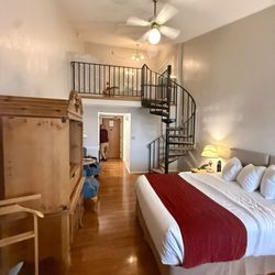 The Riveredge Resort