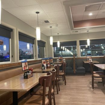 IHOP - Inside - Breakfast & Brunch Near Me - Enid, Oklahoma