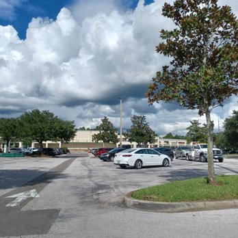 Riverside Landings - Shopping Centers Near Me - Oviedo, Florida Riverside Landings - Shopping Centers Near Me - Oviedo, Florida