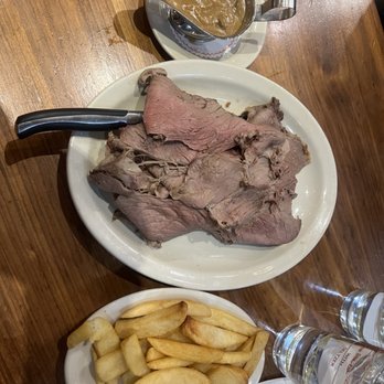 Junior's Restaurant - Open Roast Beef Sandwich - Bakeries Near Me - New York, New York Junior's Restaurant - Open Roast Beef Sandwich - Bakeries Near Me - New York, New York