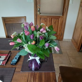 Daneiry's Flowers - Florists Near Me - Bellflower, California