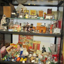 Antique Mall Y'All