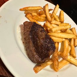 Renegade Sirloin 6oz. Ordered to be medium but clearly overcooked.