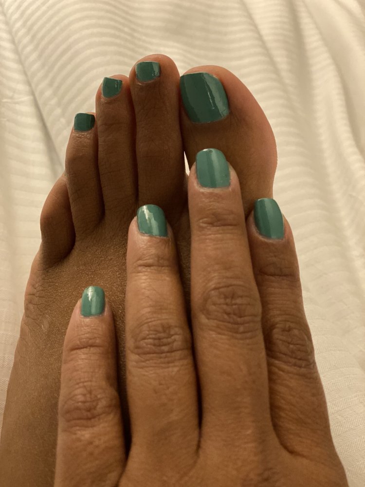 VWC NAILS Updated August 2024 20 Photos & 28 Reviews 2020 Penrose Ave, Philadelphia