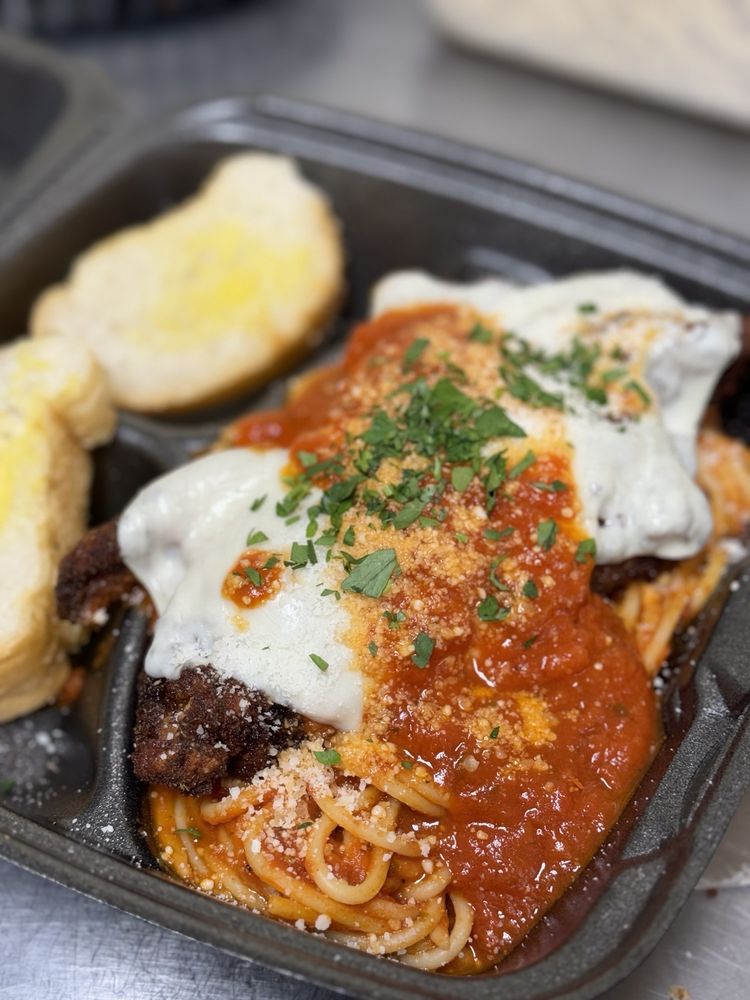 BROCATO’S KITCHEN Updated October 2024 25 Photos & 10 Reviews 422