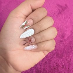 Top Nails