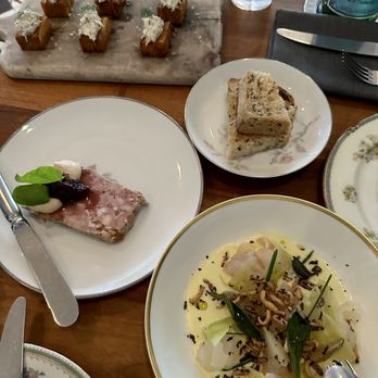Routier - Various small bites and starts (relatively boring and lacking in flavor) - French Near Me - San Francisco, California Routier - Various small bites and starts (relatively boring and lacking in flavor) - French Near Me - San Francisco, California