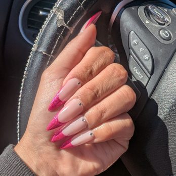 Esta Nail Spa - Nail Salons Near Me - Menifee, California Esta Nail Spa - Nail Salons Near Me - Menifee, California
