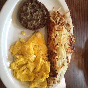 The Jagged Fork - Turkey sausage, hash browns and eggs - Breakfast & Brunch Near Me - Grosse Pointe, Michigan The Jagged Fork - Turkey sausage, hash browns and eggs - Breakfast & Brunch Near Me - Grosse Pointe, Michigan