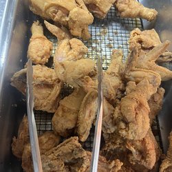 Cabin Creek BBQ - Sunday Buffet Fried Chicken