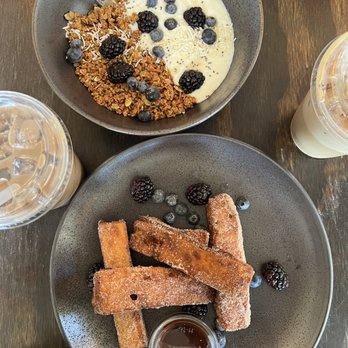 Lost Parrot Cafe - granola bowl (top) and french toast sticks (bottom) - Breakfast & Brunch Near Me - South Pasadena, California Lost Parrot Cafe - granola bowl (top) and french toast sticks (bottom) - Breakfast & Brunch Near Me - South Pasadena, California