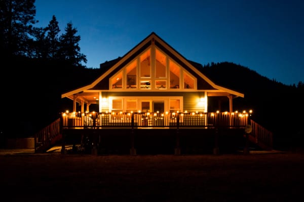 NW Comfy Cabins Vacation Rentals by null
