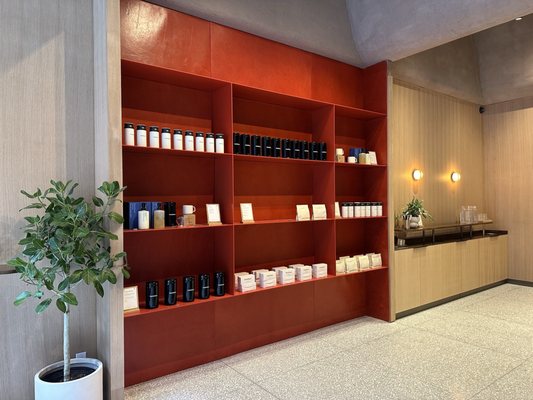 WatchHouse 5th Ave. by null