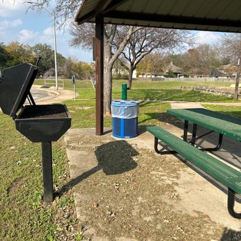Oakwood Glen park - Nice grill - Parks Near Me - Cedar Park, Texas Oakwood Glen park - Nice grill - Parks Near Me - Cedar Park, Texas