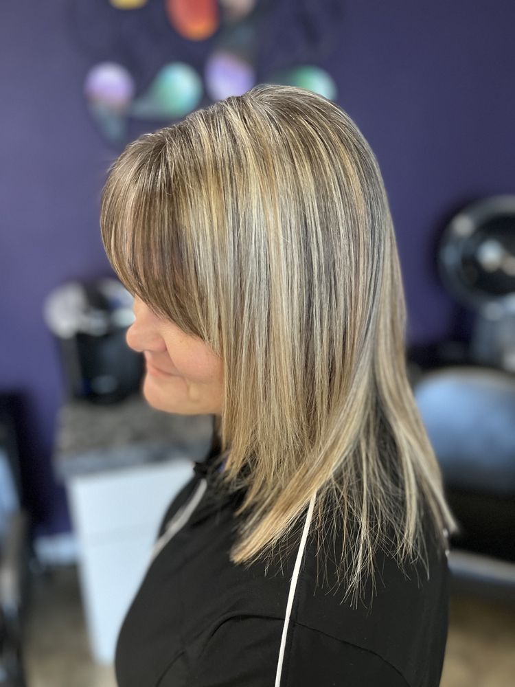 SALON 84 Updated July 2024 41 Photos 5358 S 72nd St, Ralston