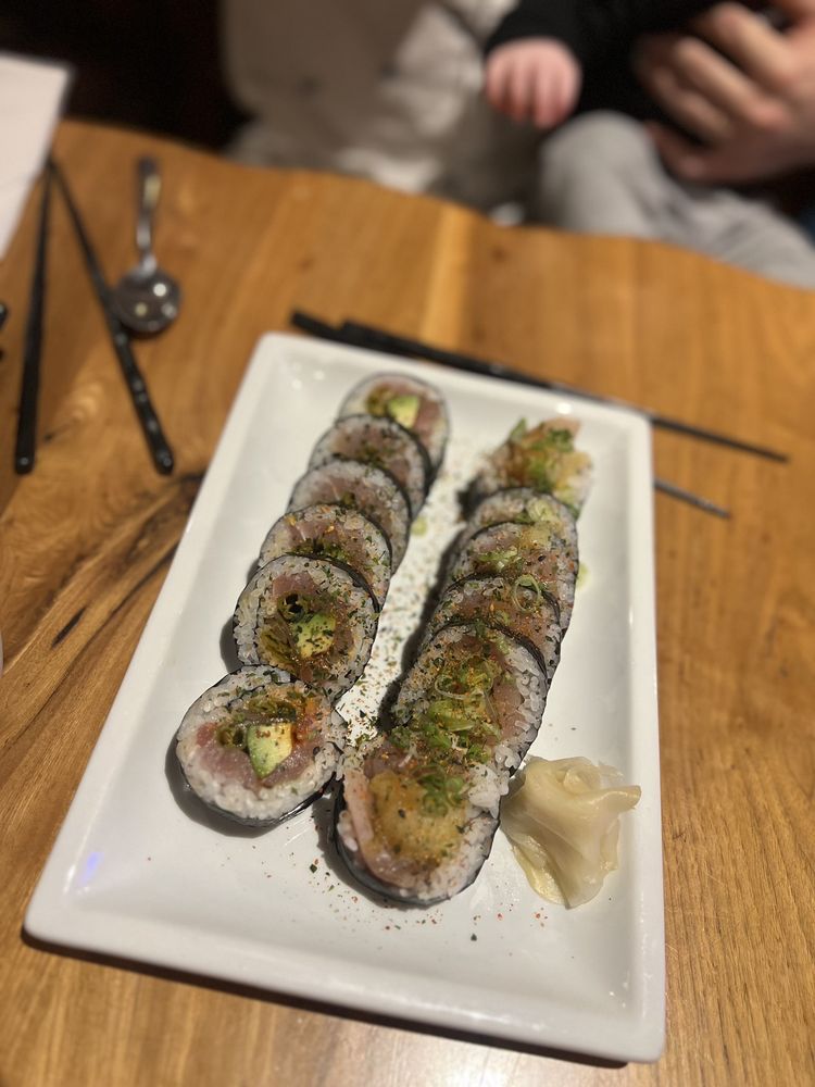 Mashiko Japanese Restaurant & Sushi Bar