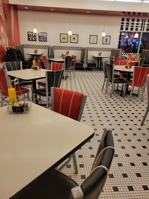 Steak 'n Shake by null