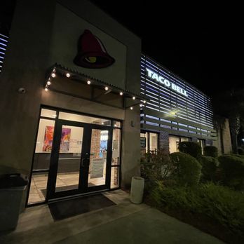 Taco Bell - the front of a restaurant at night - Fast Food Near Me - Pooler, Georgia Taco Bell - the front of a restaurant at night - Fast Food Near Me - Pooler, Georgia