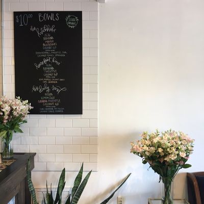 Escape Root Juice + Coffee by null