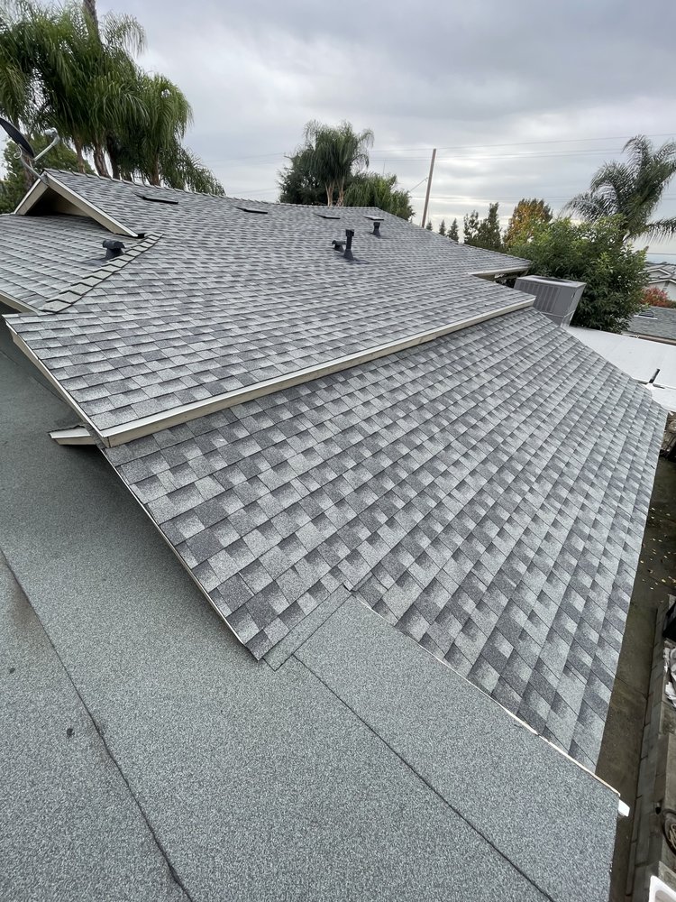 Slide of Roof Pros Rancho