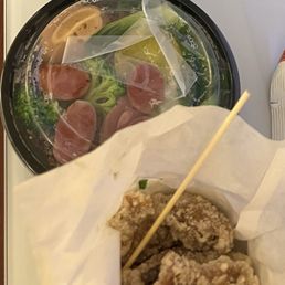 Braised Minced Pork & Taiwanese Sausage (Rice Bowl) Braised Minced Pork & Taiwanese Sausage (Rice Bowl)