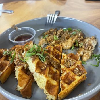 Southern Love - Chicken and waffles - Southern Near Me - Honolulu, Hawaii