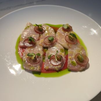 Glass Light - HAMACHI CRUDO Grapes, Sicilian Pistachio, Red Verjus, Mint - New American Near Me - Norfolk, Virginia