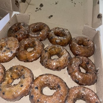 M & M Donuts - Donuts Near Me - Anaheim, California