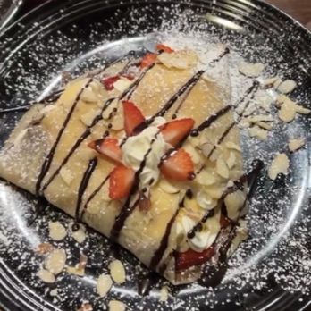 Cafe Crepes Square - Strawberry & Nutella - Desserts Near Me - Suwanee, Georgia
