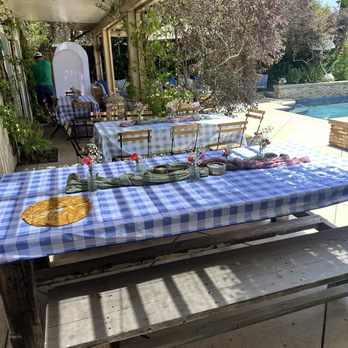 Sunny Celebration - Table and chairs - Party & Event Planning Near Me Sunny Celebration - Table and chairs - Party & Event Planning Near Me