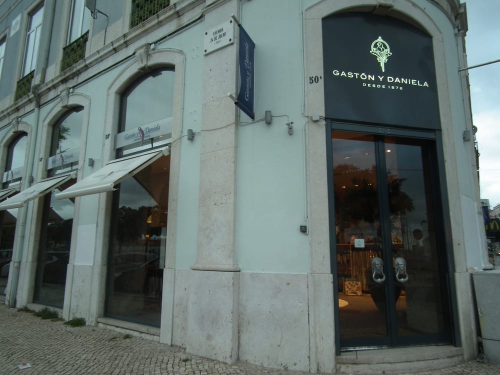 GASTÓN Y DANIELA Avenida 24 de Julho, 50E, Lisboa, Portugal Furniture Stores Phone Number
