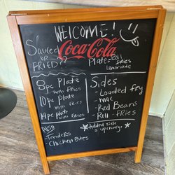 Golden Wingz - Menu board