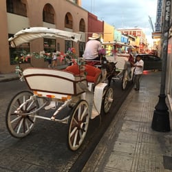 Fiesta Inn - Cerca del hotel