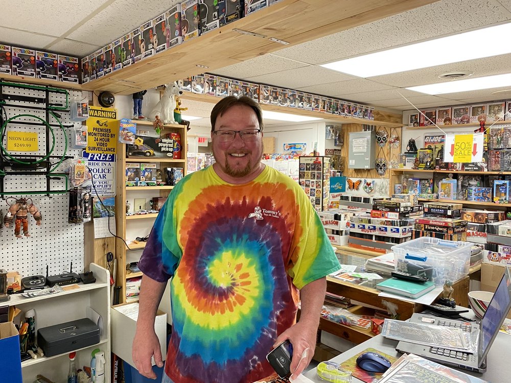 Tommy's Toys and Comics Logo