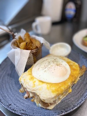 Brunch at Peony by null