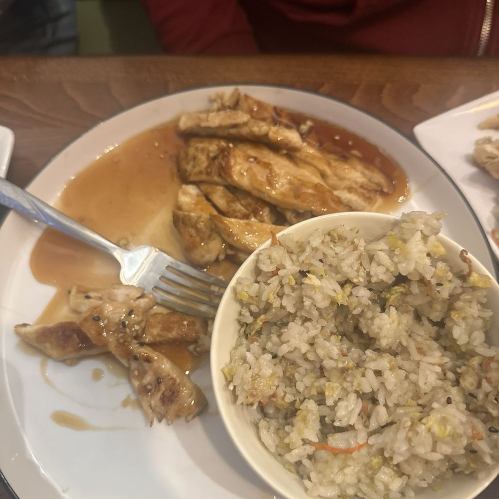 39 Degrees - Chicken teriyaki plate - Japanese Near Me - Long Beach, California 39 Degrees - Chicken teriyaki plate - Japanese Near Me - Long Beach, California