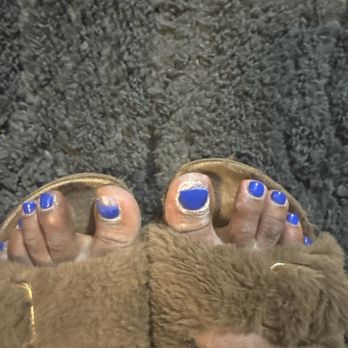 Western Nail Bar - Thick acrylic. The guy did not know how to do. Poly gel - Nail Salons Near Me - Chicago, Illinois