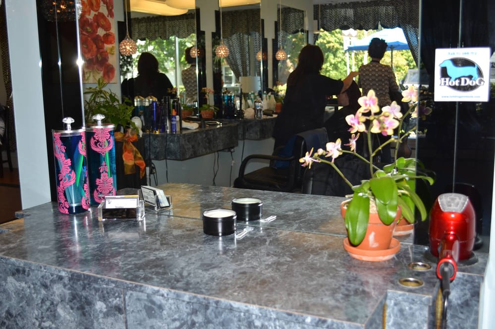 TOODLES HAIR DESIGN Updated October 2024 311 Hudson St, Cornwallon